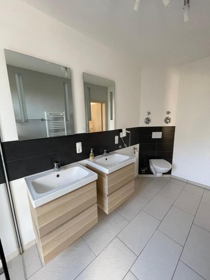 Villa Sara Wohnung Buskam Mit Terrasse เกอเรน ภายนอก รูปภาพ